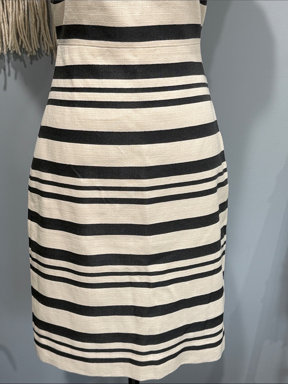 J.Crew Black Cream Striped Sheath Dress Cap Sleeve Career Cocktail Size 0 - Picture 3 of 11